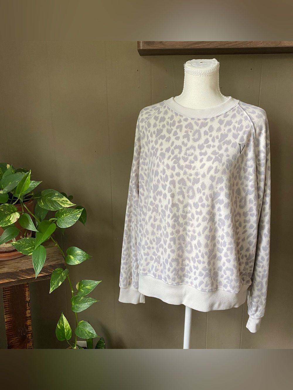 Victoria's Secret Light Gray and White Leopard Print Pullover Sweater